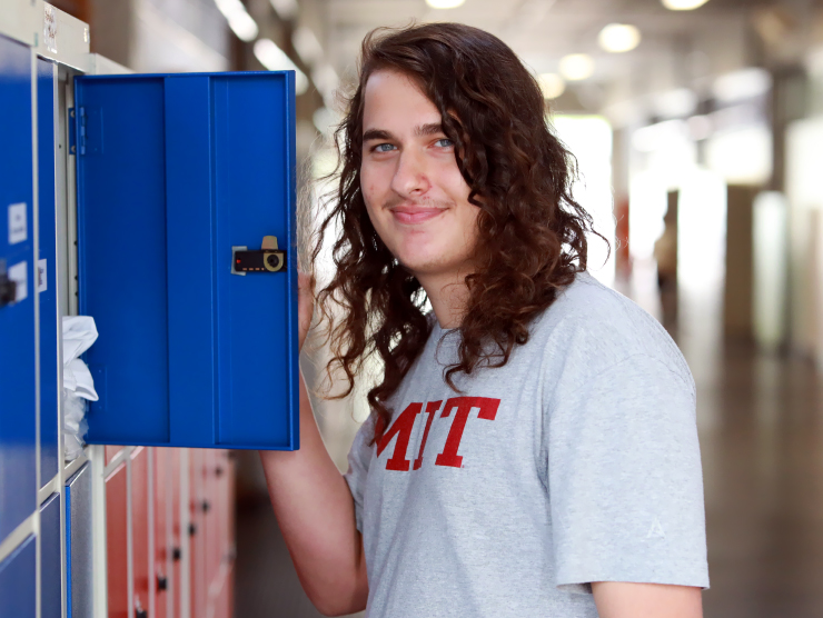 Thomas Ross-white Bergamaschi